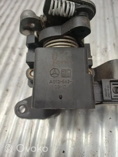 Mercedes-Benz A W168 Sensor de posición del acelerador A012542