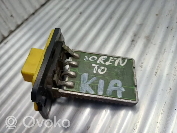 KIA Sorento Heater blower motor/fan resistor 