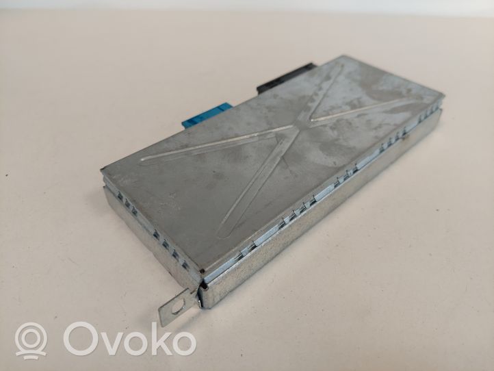 BMW 7 F01 F02 F03 F04 Oven keskuslukituksen ohjausyksikön moduuli 9203146