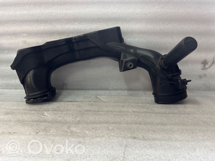 Volvo V40 Tube d'admission de tuyau de refroidisseur intermédiaire 31370135