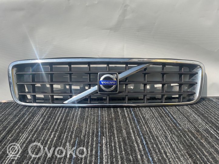 Volvo XC90 Maskownica / Grill / Atrapa górna chłodnicy 30695513