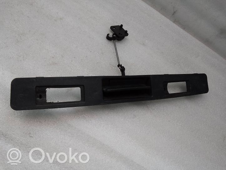 Volvo V70 Tailgate/trunk/boot exterior handle 9203101