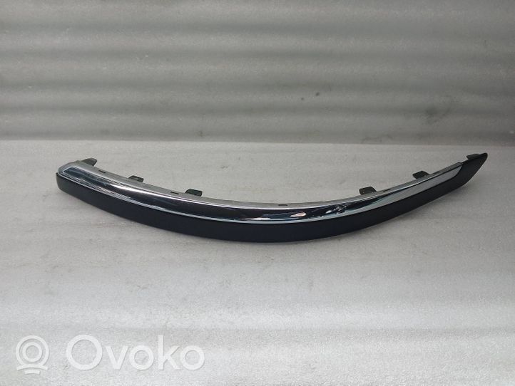 Volvo V70 Modanatura separatore del paraurti anteriore 08693593