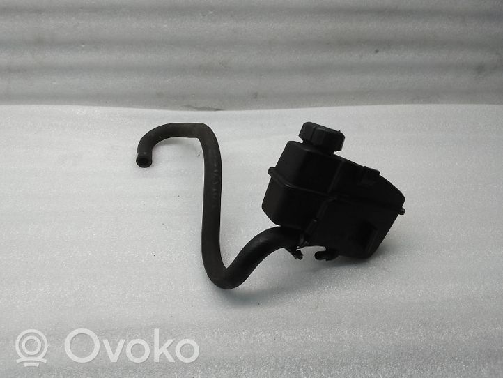 Volvo S60 Serbatoio/vaschetta del liquido del servosterzo 30645621