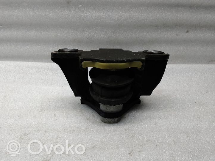 Volvo XC60 Engine mount bracket 31686885