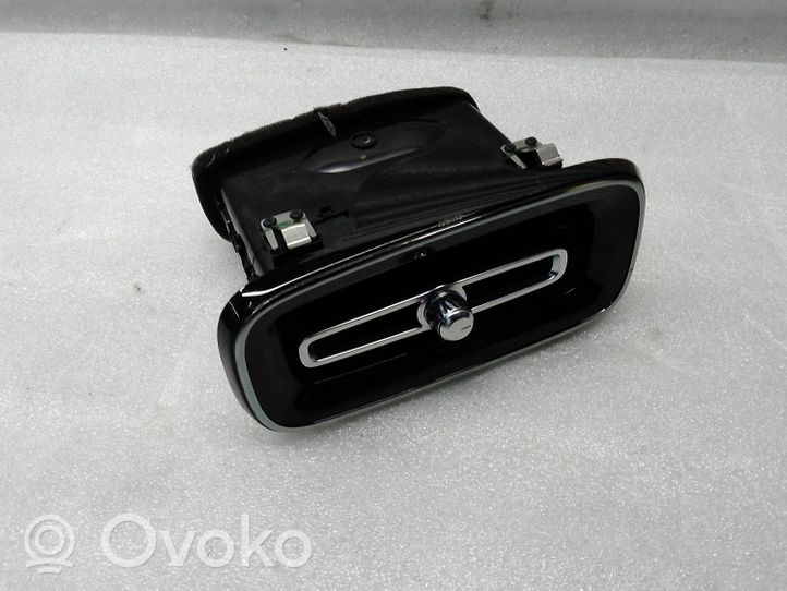 Volvo XC40 Dash center air vent grill 31442626