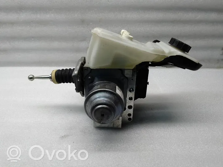 Volvo XC60 ABS Pump 32333637