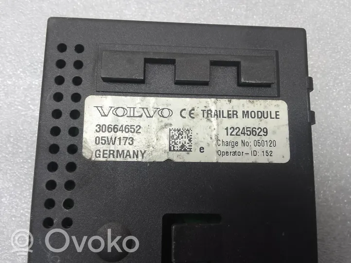 Volvo V70 Module de contrôle crochet de remorque 30664652