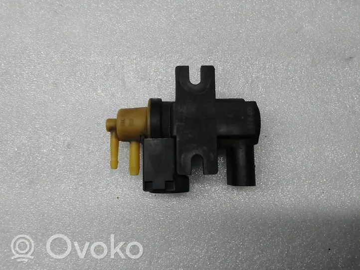 Volvo XC90 Turboahtimen magneettiventtiili 31401109