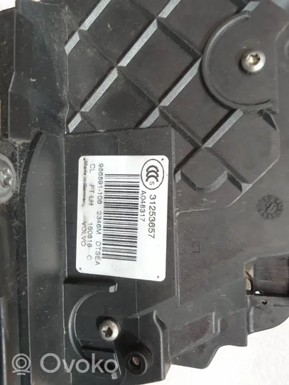 Volvo V70 Serrure de porte avant 31253657