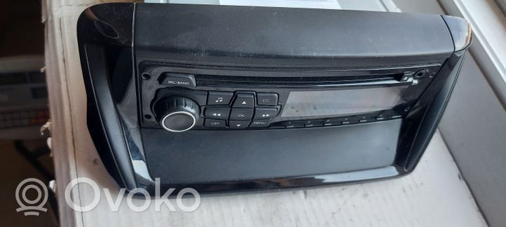 Peugeot 2008 I Radio/CD/DVD/GPS-pääyksikkö 98030741ZD