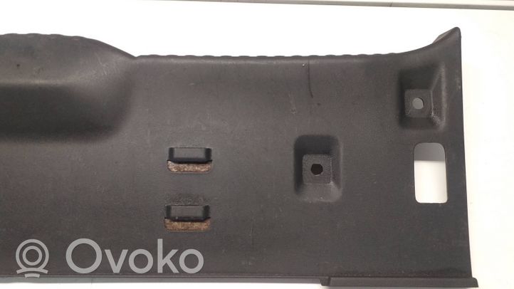 Citroen C3 Bagažinės slenksčio apdaila 9811857577