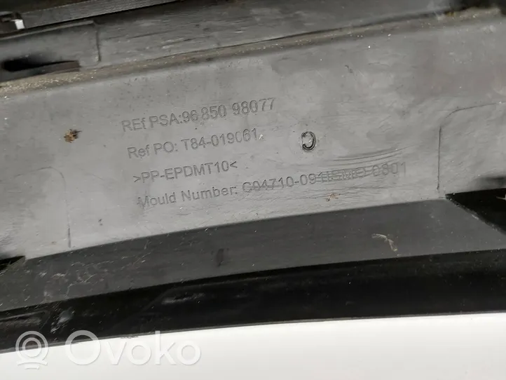 Peugeot 3008 I Etupuskurin alempi jäähdytinsäleikkö 9685098077