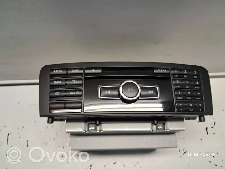 Mercedes-Benz A W176 Radio/CD/DVD/GPS-pääyksikkö A2469000012