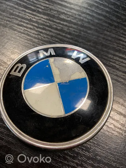 BMW 3 E36 Mostrina con logo/emblema della casa automobilistica 1872969