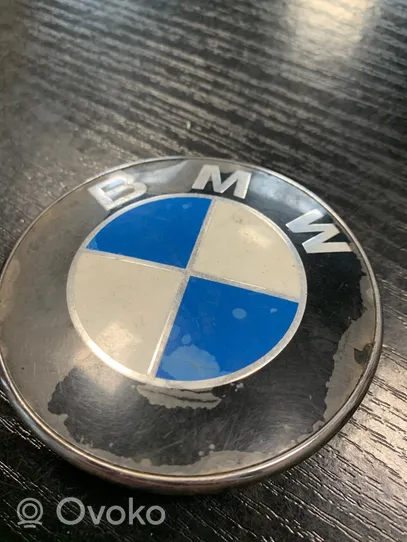 BMW 3 E46 Logo, emblème, badge 8203864