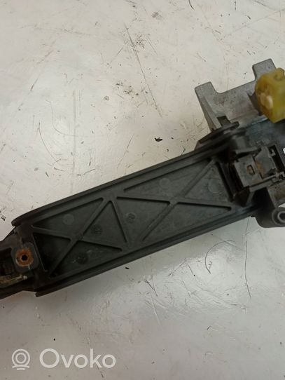 Ford Mondeo Mk III Support poignée extérieur de porte avant 1S71F224A36