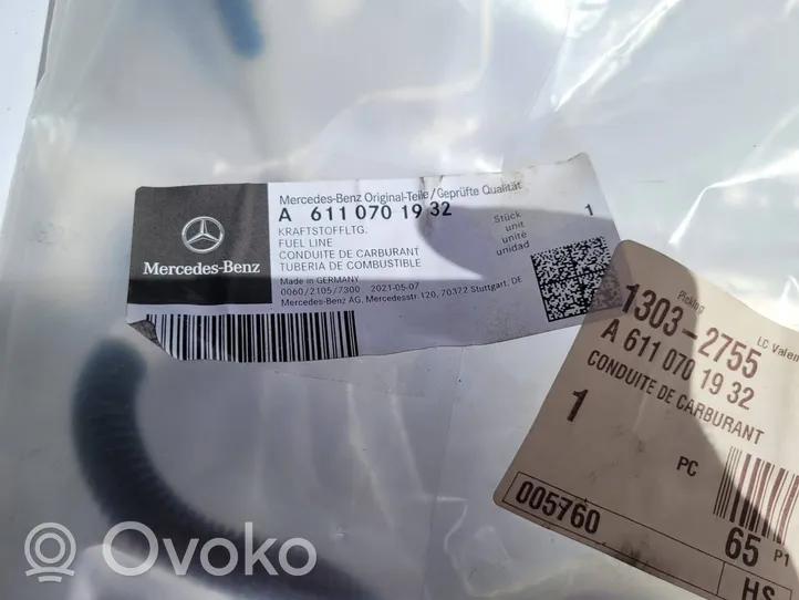 Mercedes-Benz Sprinter W901 W902 W903 W904 Tubo de alimentación del combustible A6110701932