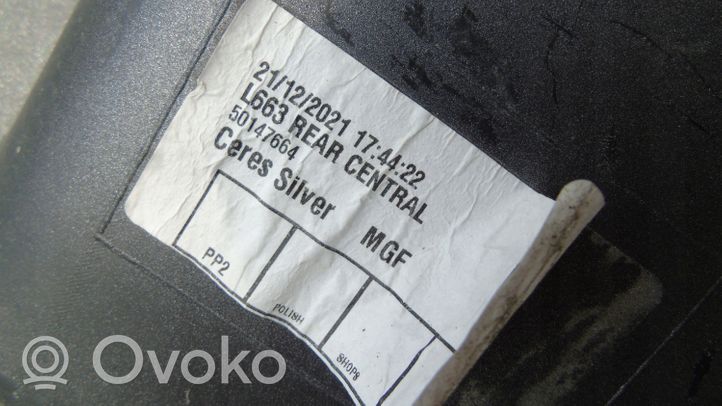 Land Rover Defender Takapuskurin alaosan lista L8B217D781A