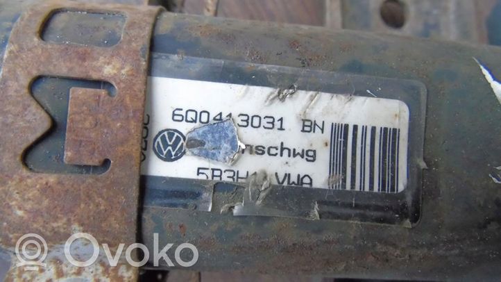 Volkswagen Polo Amortyzator osi przedniej ze sprężyną 6Q0413031