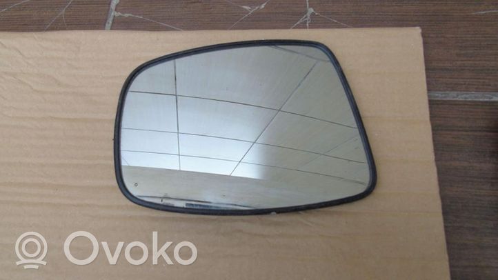 Hyundai i10 стекло зеркало 8762X020