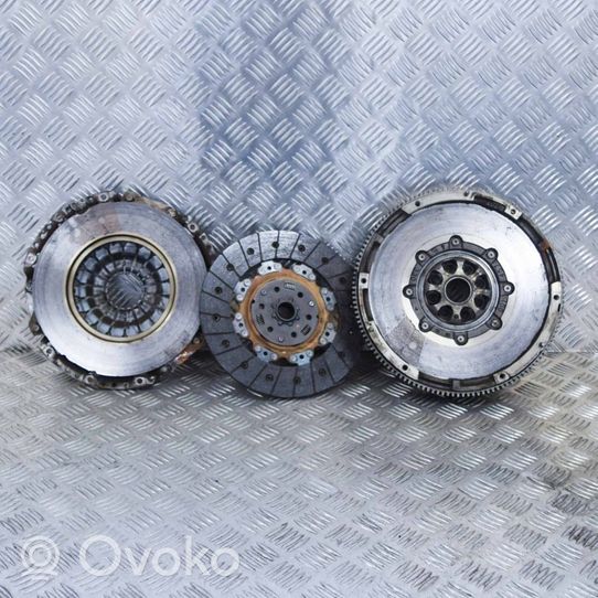 Audi TT TTS RS Mk3 8S Clutch set kit 06K141025B