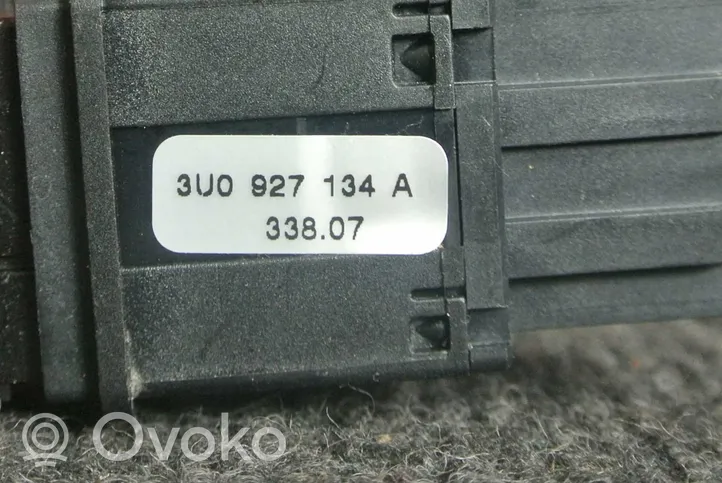 Skoda Superb B5 (3U) Otros interruptores/perillas/selectores 3U0927134A