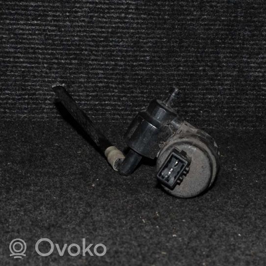 Opel Agila A Pompa spryskiwacza szyby przedniej / czołowej 090586632