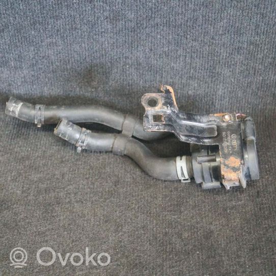 Volkswagen PASSAT B6 Pompe à eau de liquide de refroidissement 1J0973702