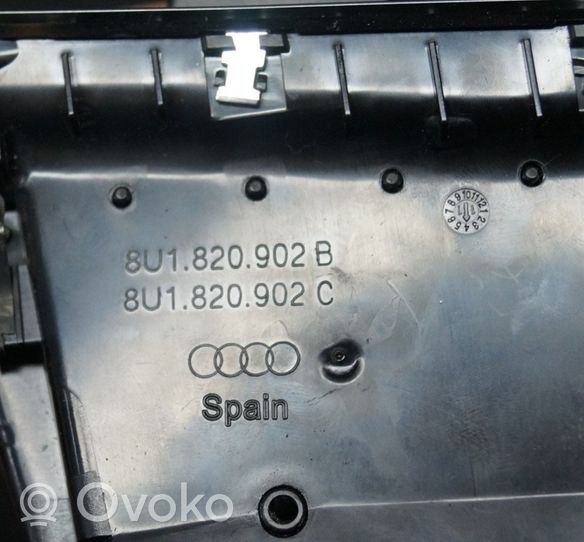 Audi Q3 8U Dysze / Kratki nawiewu deski rozdzielczej 