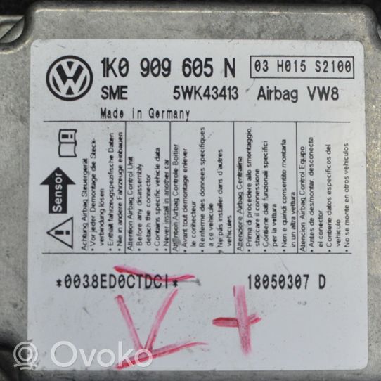 Volkswagen Jetta III Unidad de control/módulo del Airbag 1K0909605N