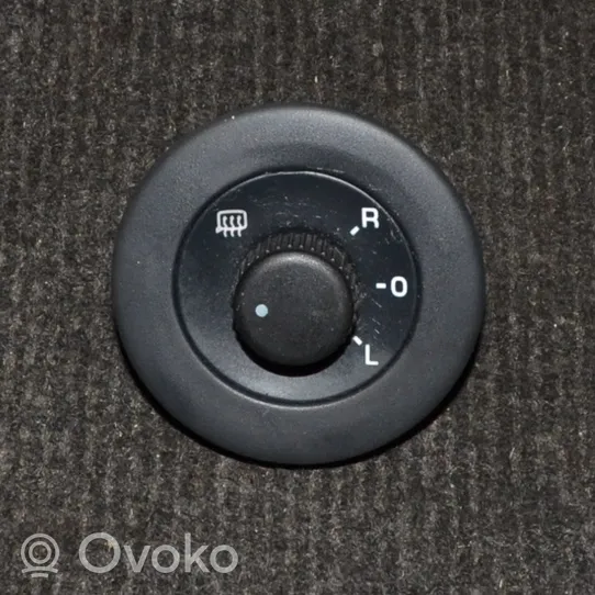 Volkswagen Scirocco Autres commutateurs / boutons / leviers 1KA959565