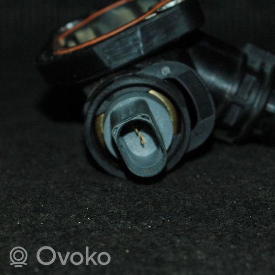 Audi A6 C7 Termostat 03L121132AC