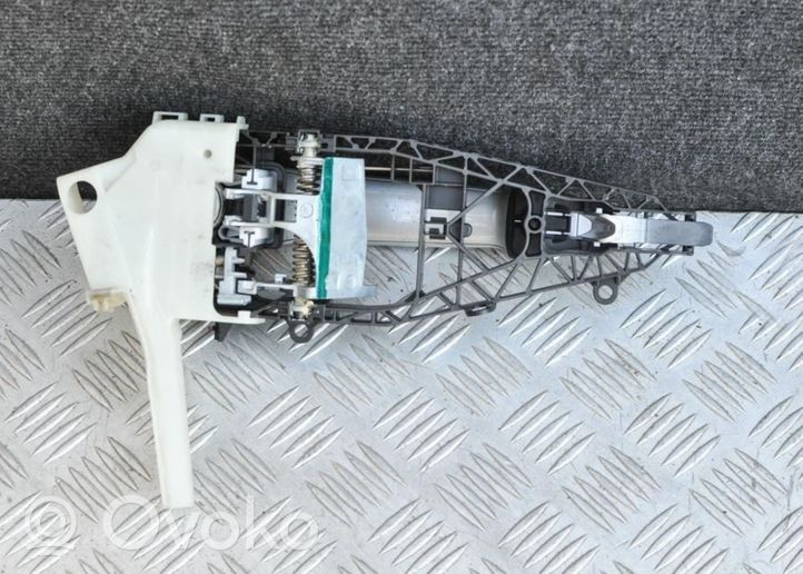 BMW 2 F45 Klamka zewnętrzna drzwi przednich 7401209