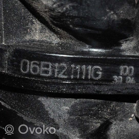 Audi A4 S4 B6 8E 8H Thermostat 06B121111G