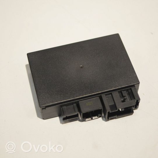 BMW 2 F46 Vetokoukun ohjainlaite/moduuli 6868432