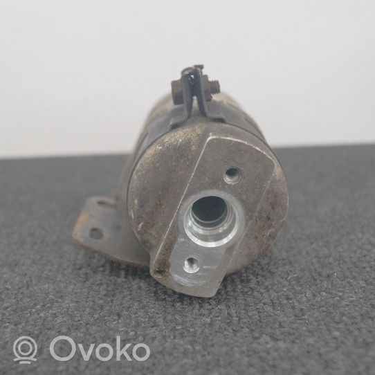 Subaru Legacy Kita variklio skyriaus detalė 4479000090