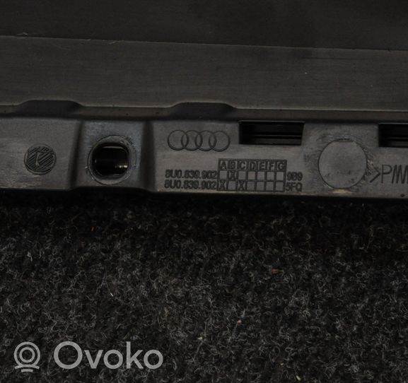Audi Q3 8U Rivestimento modanatura del vetro della portiera posteriore 8U0839902