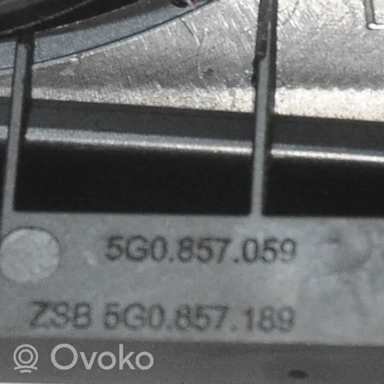 Volkswagen Golf VII Element deski rozdzielczej 5G0857059