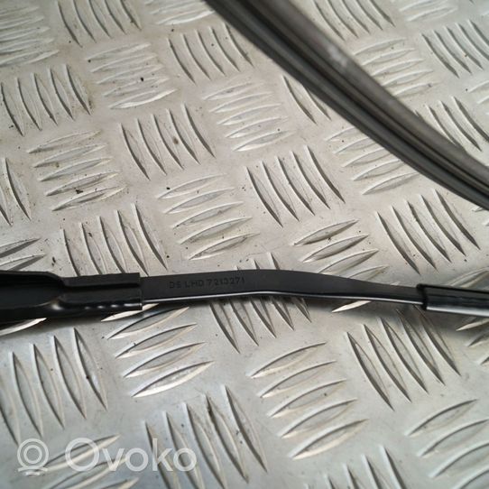 BMW X3 F25 Windshield/front glass wiper blade 7213271