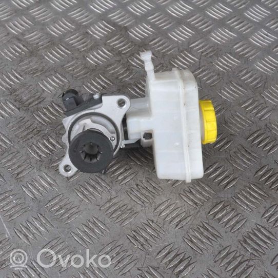 Volkswagen Touareg II Master brake cylinder 7P0611303A