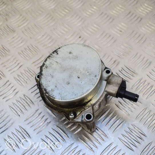 Volkswagen PASSAT CC Vacuum pump 06H145100AB