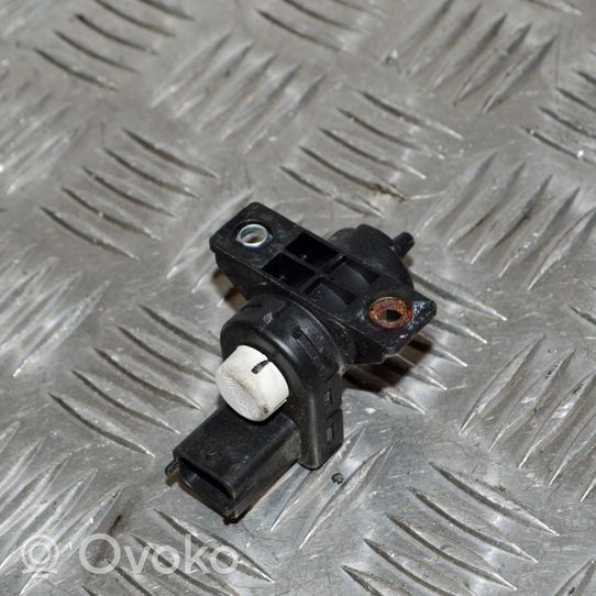 Opel Astra J Valvola centrale del freno 55566051