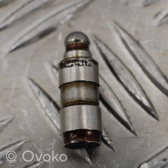 Volkswagen Golf IV Tappets lifter 030109423