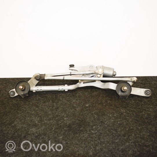 Toyota Prius (XW50) Front wiper linkage and motor 