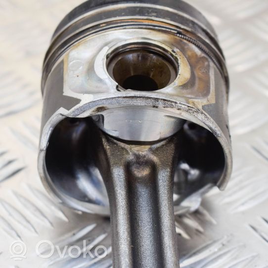 Audi Q7 4L Piston 