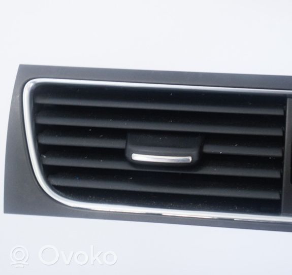 Audi A5 8T 8F Garniture, panneau de grille d'aération 8T2820951B