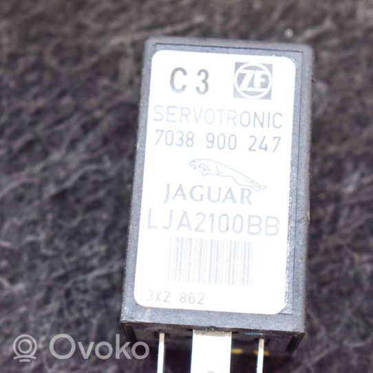 Jaguar XK8 - XKR Altri dispositivi LJA2100BB