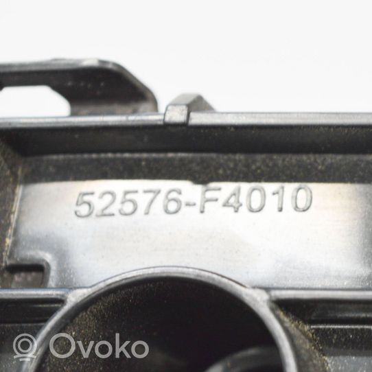 Toyota C-HR Staffa angolare del supporto di montaggio del paraurti 52576F4010