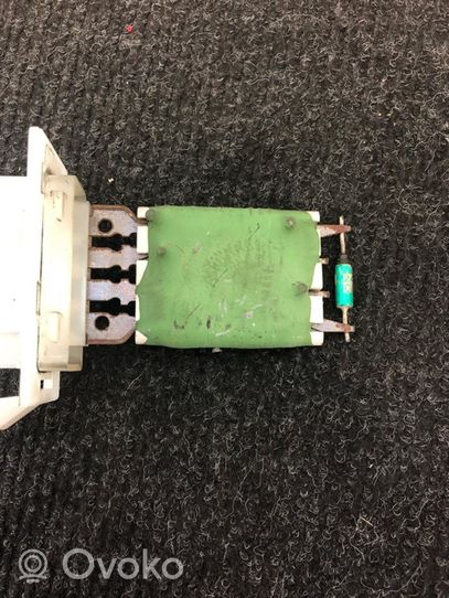 Volkswagen Touran II Heater blower motor/fan resistor 